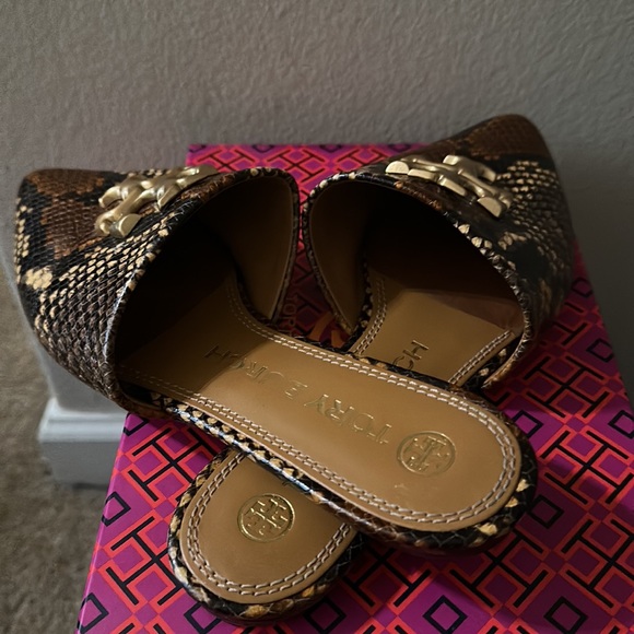 Snakeskin Tory Burch Eleanor Flat! - Picture 5 of 5